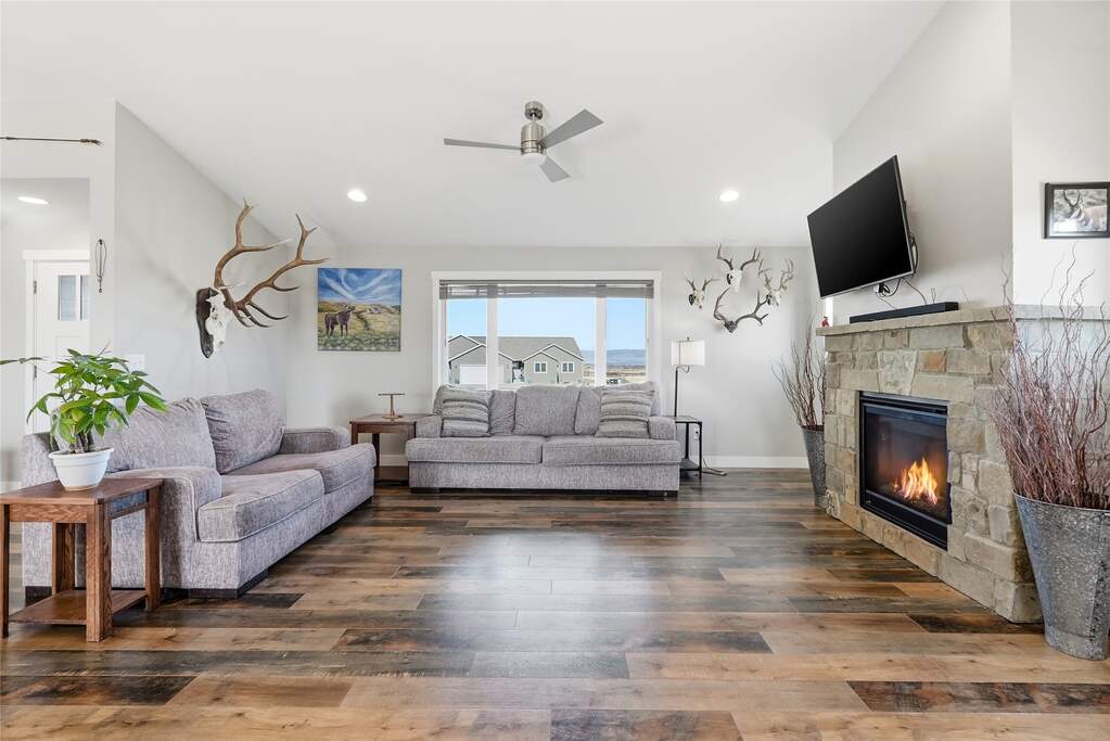 3 Bedroom Single Family Home/House's Image 3