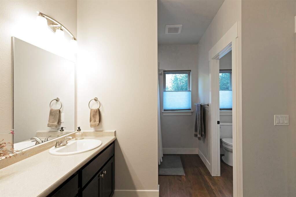 3 Bedroom Single Family Home/House's Image 11
