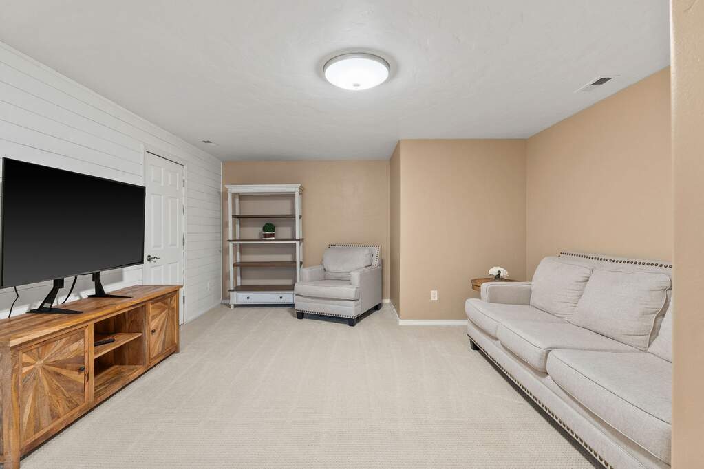 3 Bedroom Apartment/Flat's Image 18