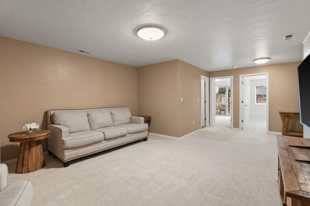 3 Bedroom Apartment/Flat's Image 19