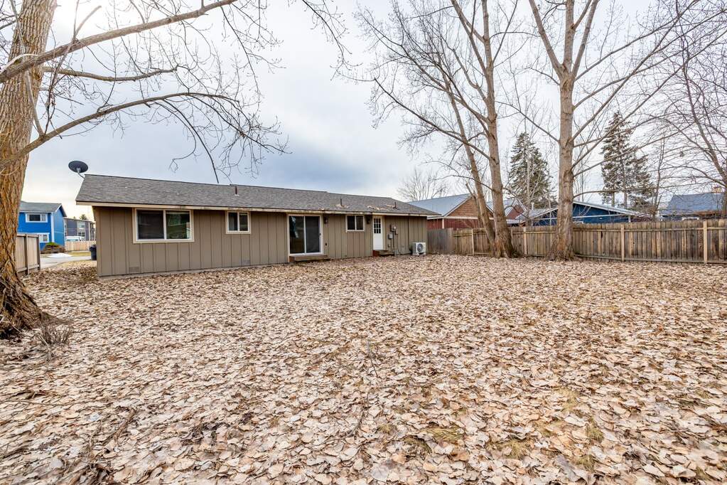 3 Bedroom Single Family Home/House's Image 27