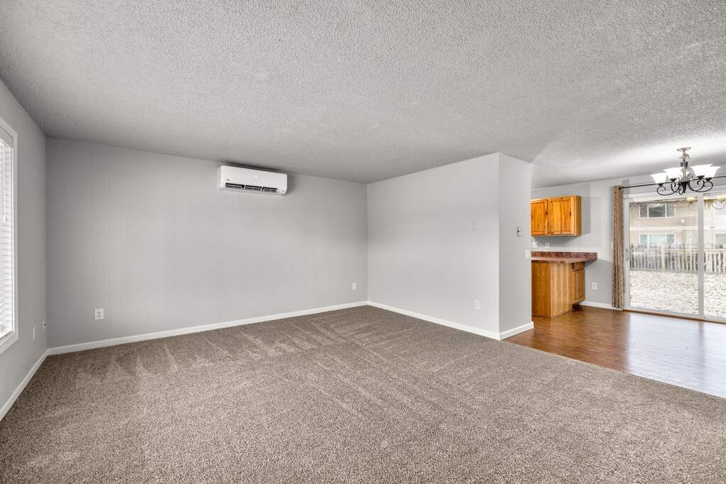 3 Bedroom Single Family Home/House's Image 3