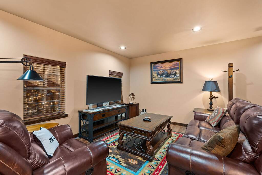 7 Bedroom Single Family Home/House's Image 126