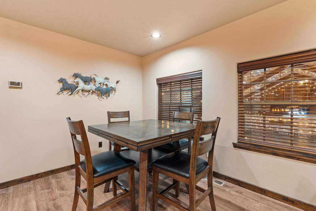 7 Bedroom Single Family Home/House's Image 127