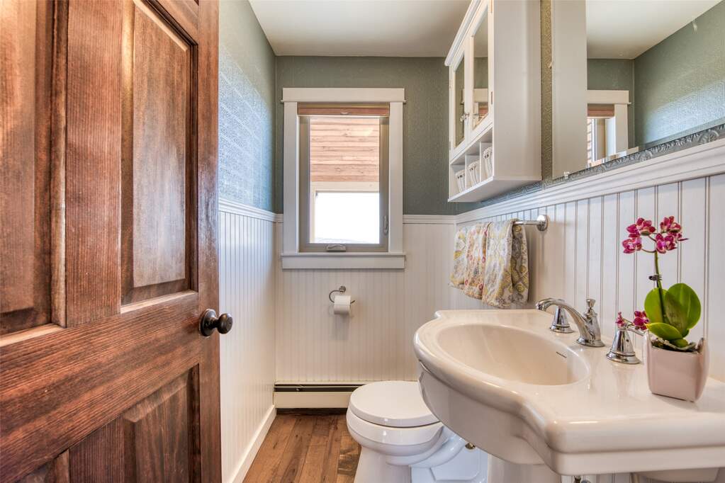 4 Bedroom Single Family Home/House's Image 26