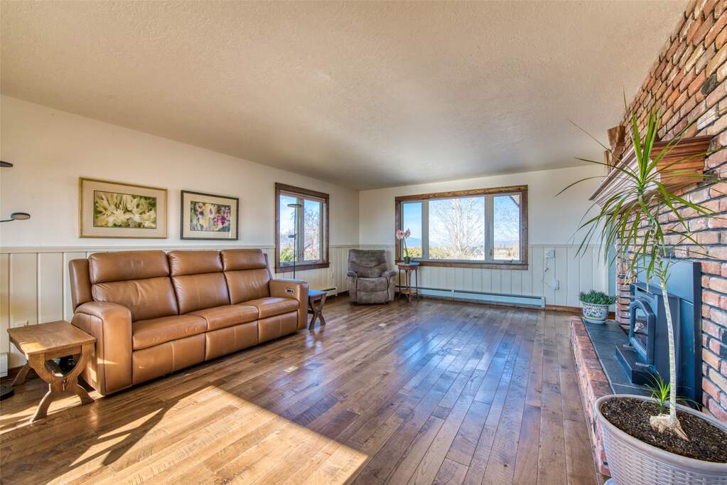 4 Bedroom Single Family Home/House's Image 31