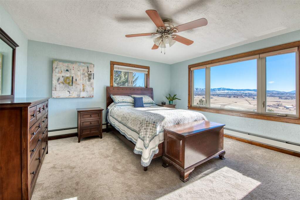 4 Bedroom Single Family Home/House's Image 34