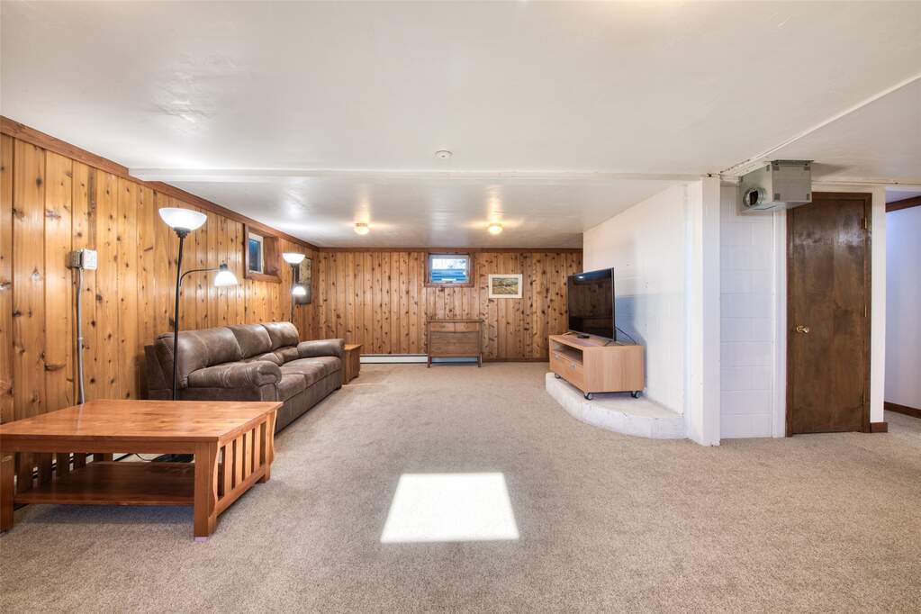4 Bedroom Single Family Home/House's Image 49