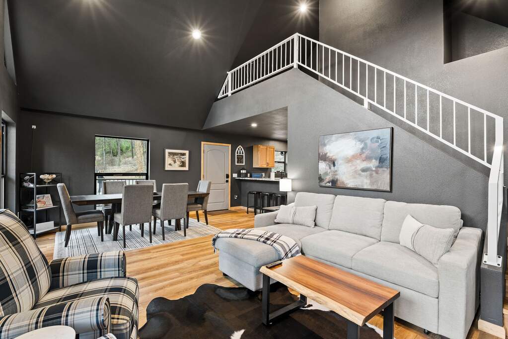 9 Bedroom Single Family Home/House's Image 101