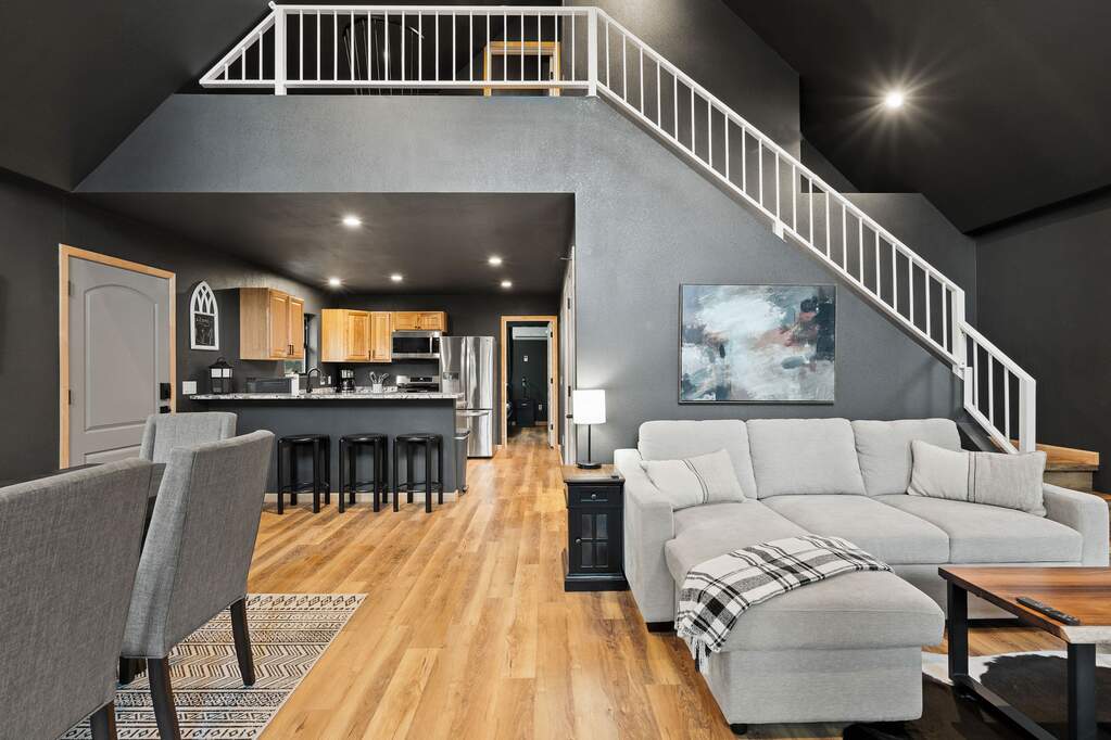 9 Bedroom Single Family Home/House's Image 93