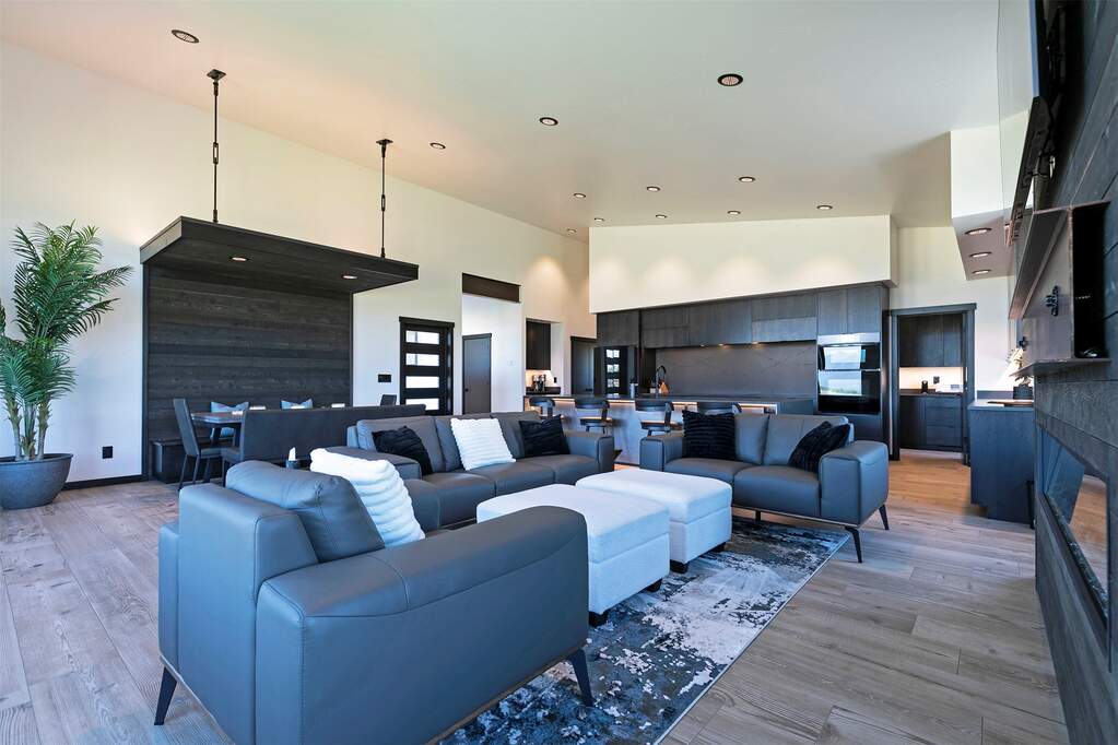 3 Bedroom Single Family Home/House's Image 11