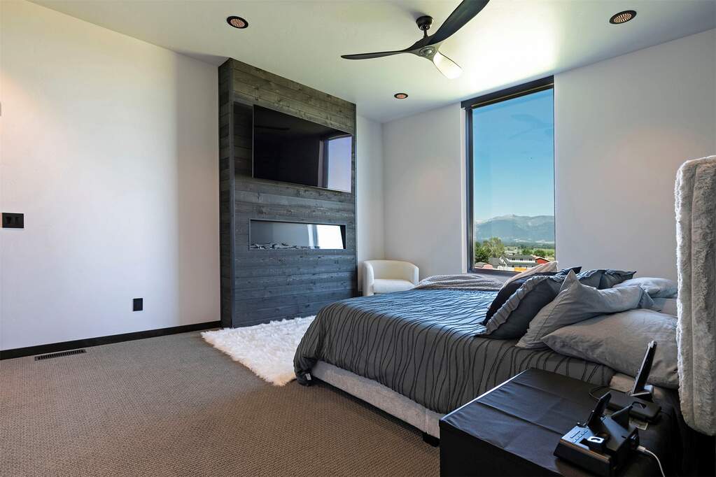 3 Bedroom Single Family Home/House's Image 21