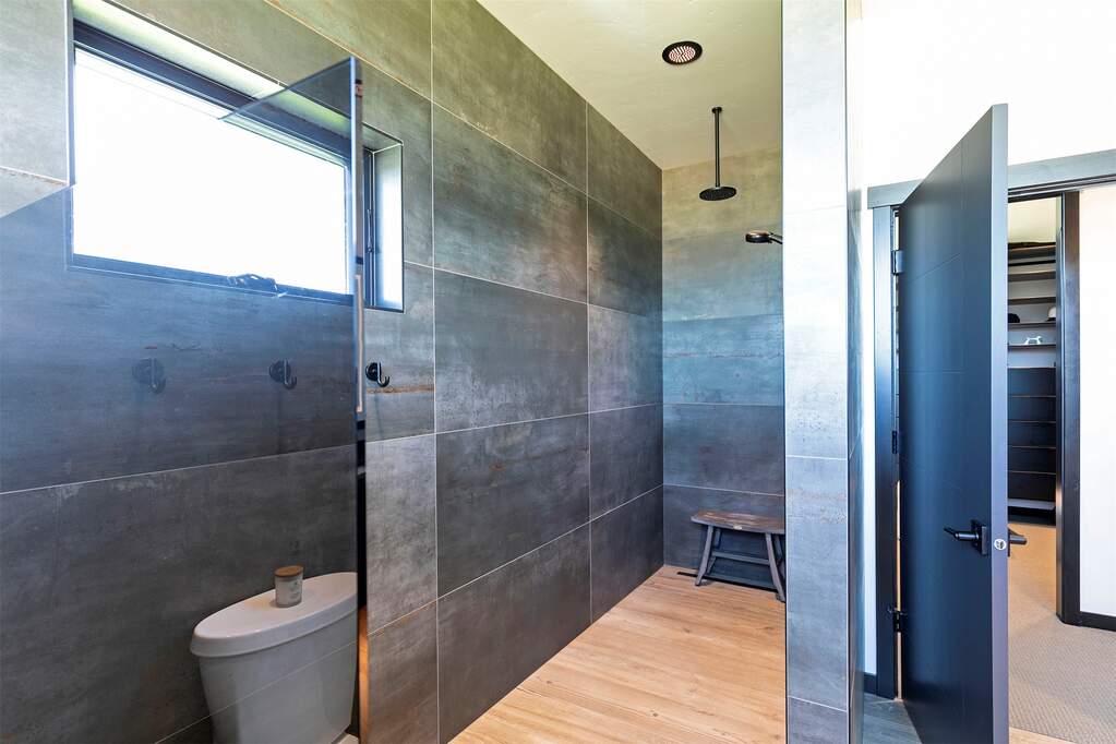 3 Bedroom Single Family Home/House's Image 23