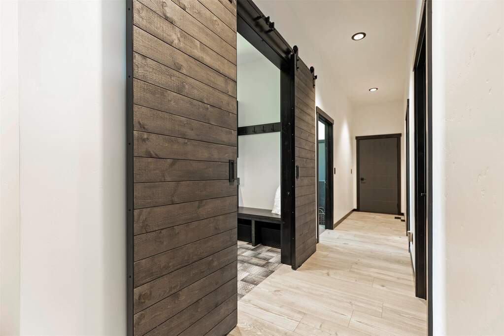 3 Bedroom Single Family Home/House's Image 35
