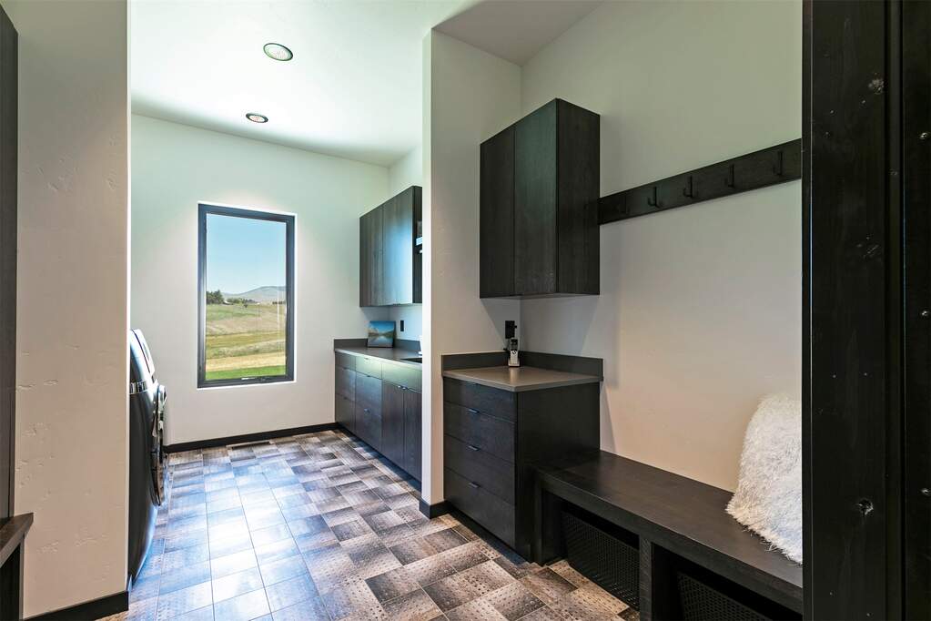 3 Bedroom Single Family Home/House's Image 36