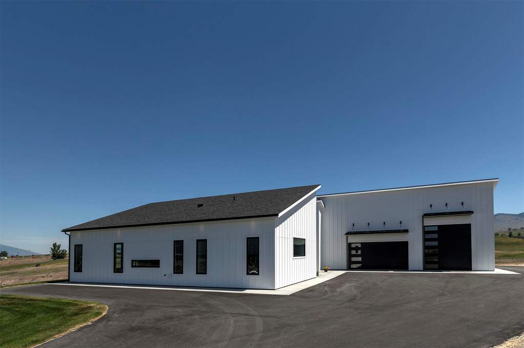 3 Bedroom Single Family Home/House's Image 40
