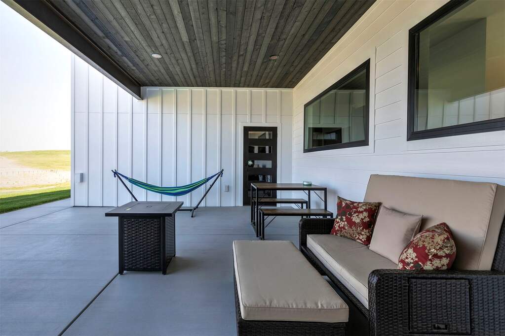 3 Bedroom Single Family Home/House's Image 49