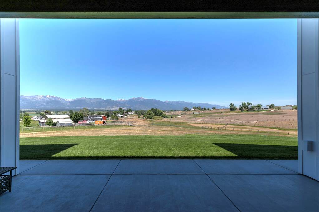 3 Bedroom Single Family Home/House's Image 50