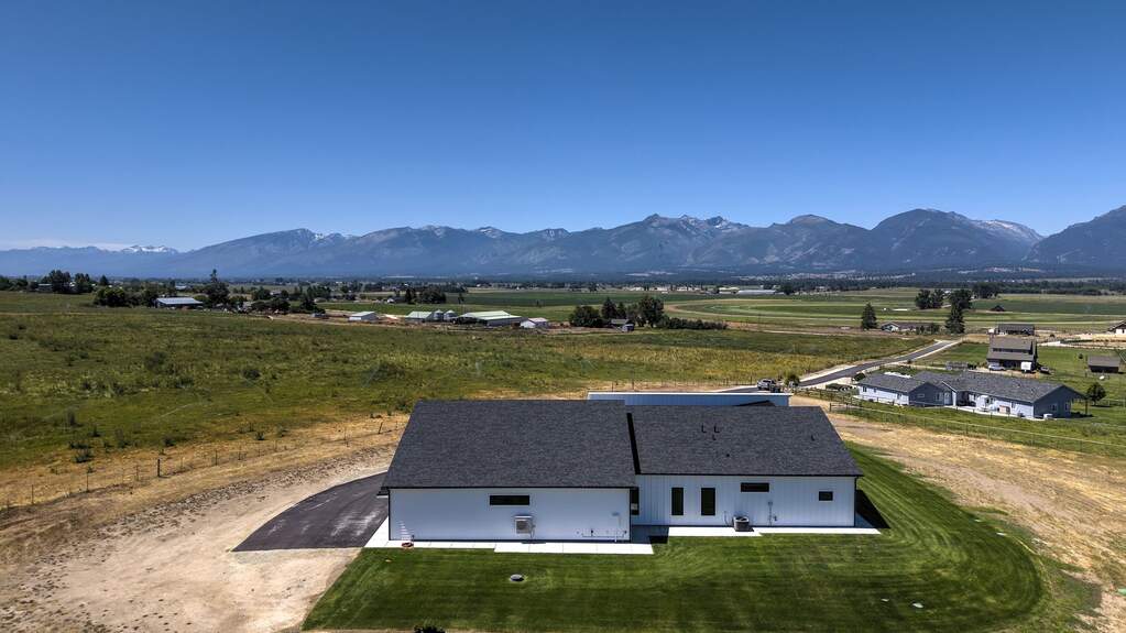 3 Bedroom Single Family Home/House's Image 55