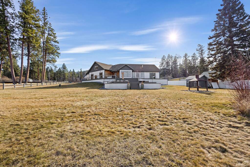 5 Bedroom Single Family Home/House's Image 122