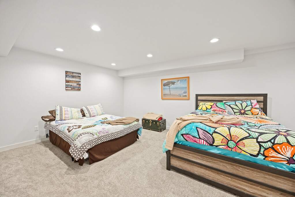 5 Bedroom Single Family Home/House's Image 59