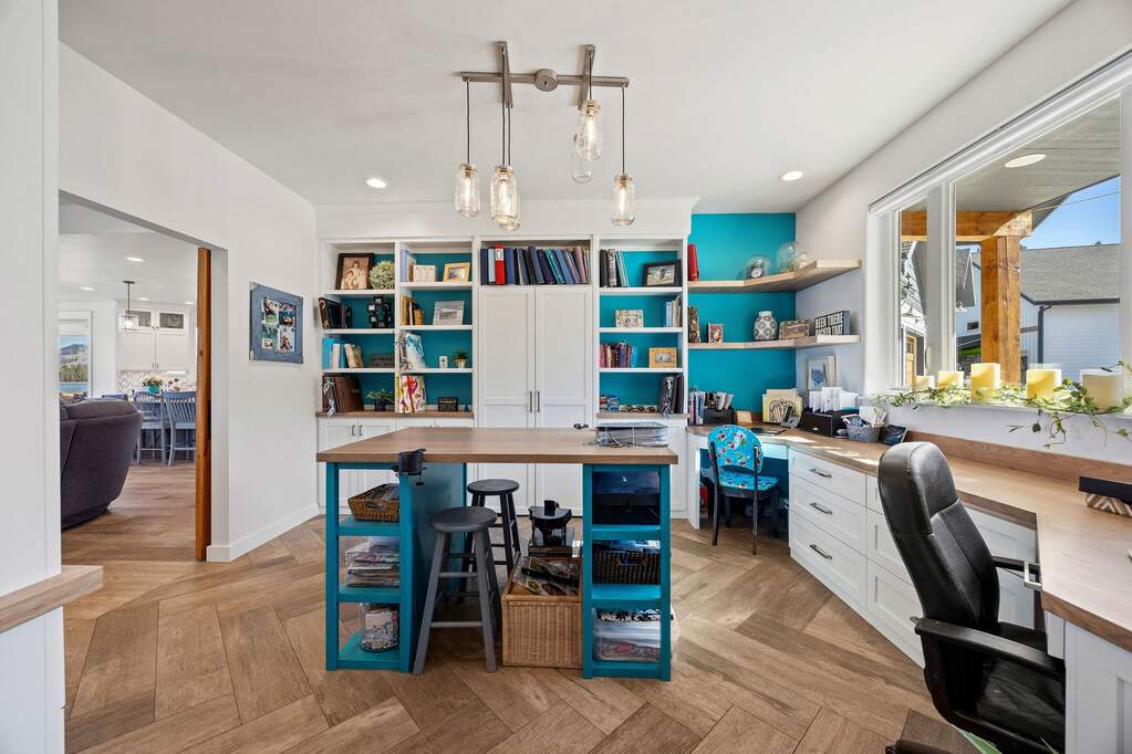 5 Bedroom Single Family Home/House's Image 86