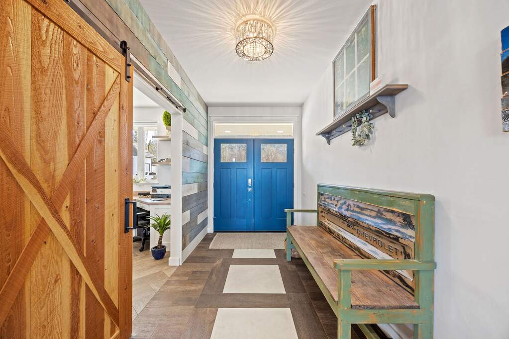 5 Bedroom Single Family Home/House's Image 87