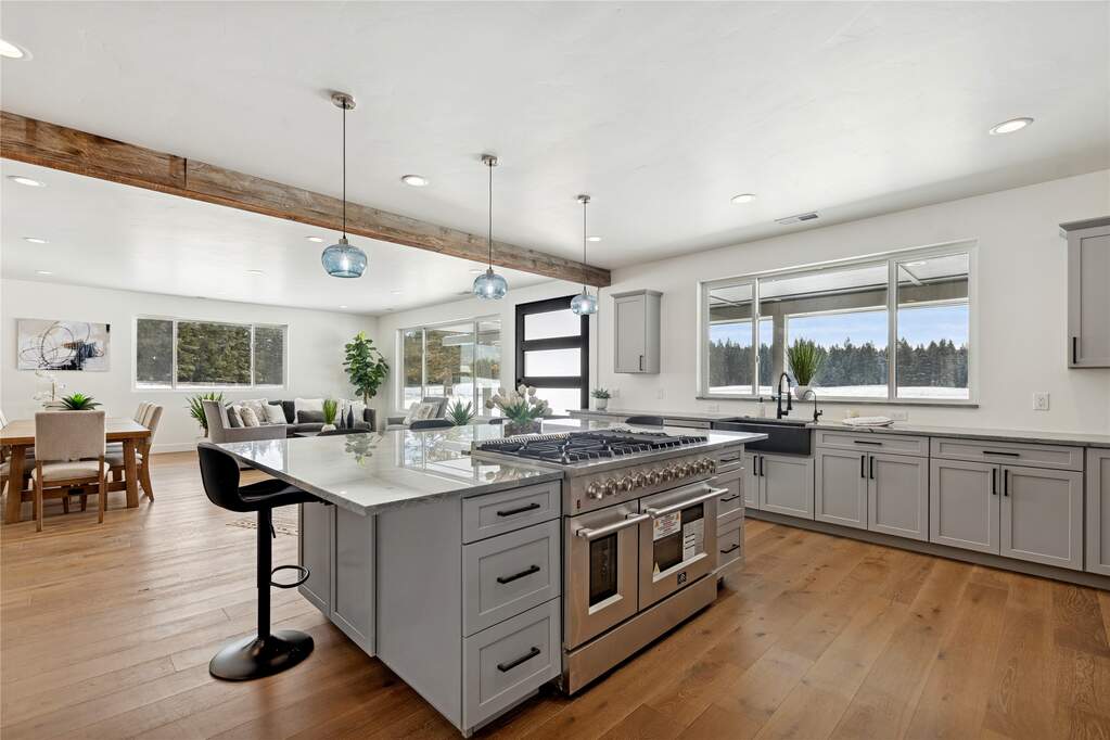 4 Bedroom Single Family Home/House's Image 11