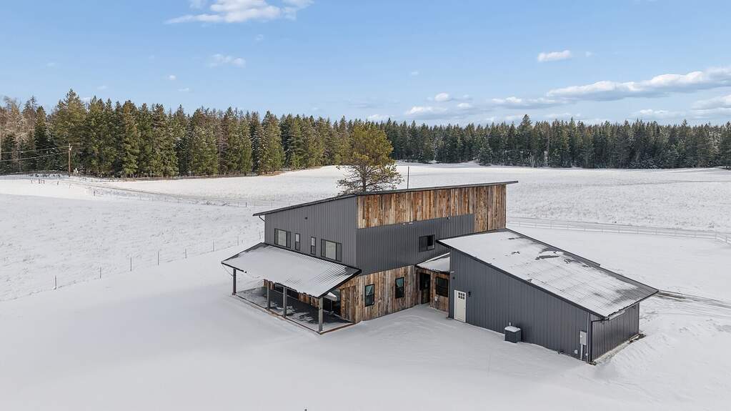 4 Bedroom Single Family Home/House's Image 60