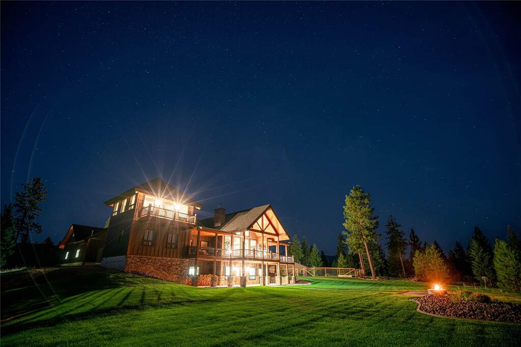 6 Bedroom Single Family Home/House's Image 102