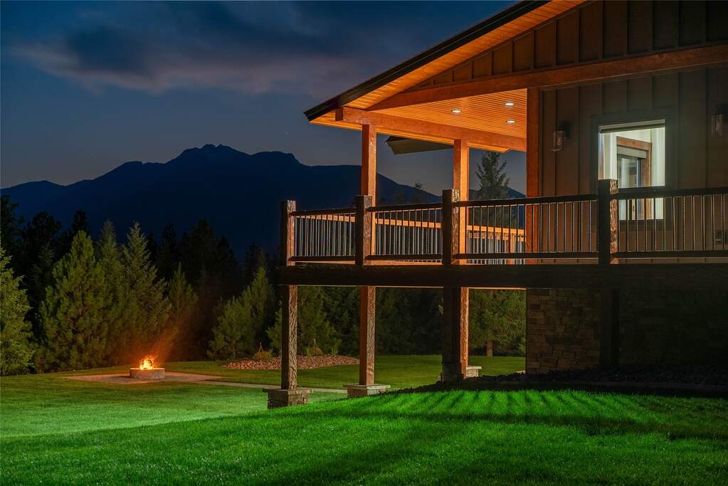 6 Bedroom Single Family Home/House's Image 46