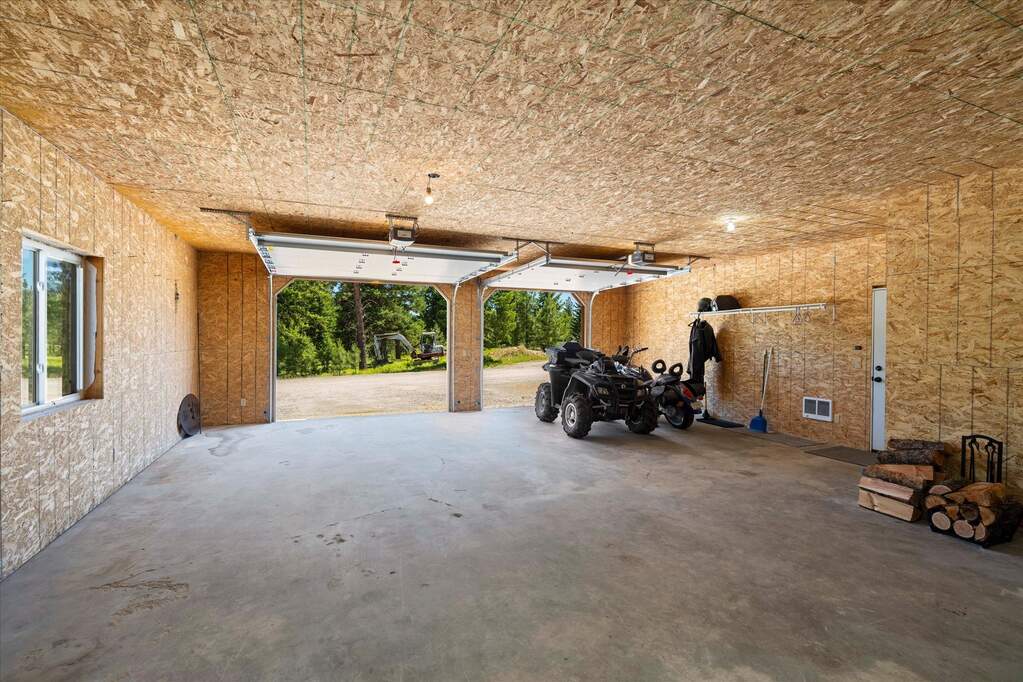 6 Bedroom Single Family Home/House's Image 88