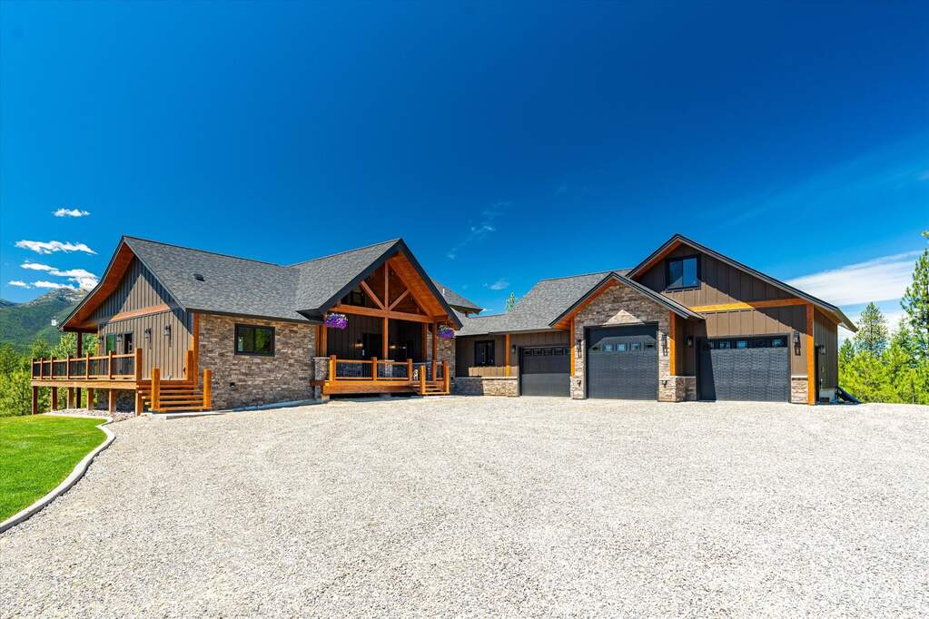 6 Bedroom Single Family Home/House's Image 96