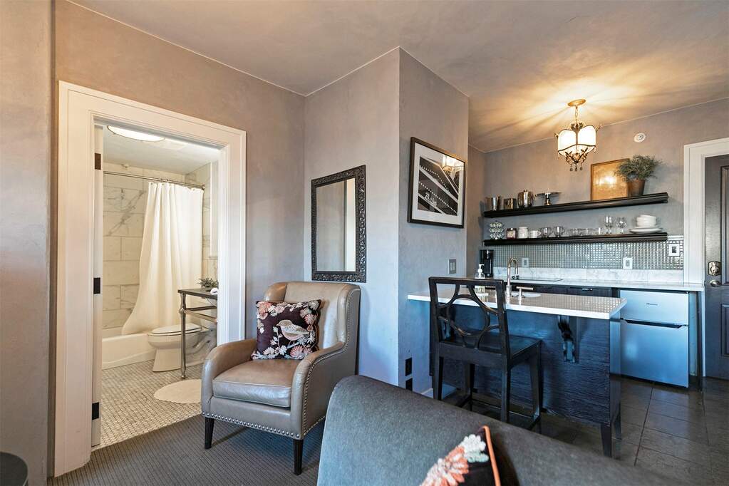 1 Bedroom Apartment/Flat's Image 4