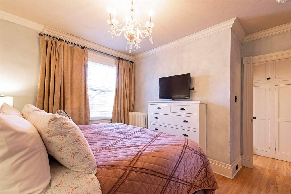 1 Bedroom Apartment/Flat's Image 13