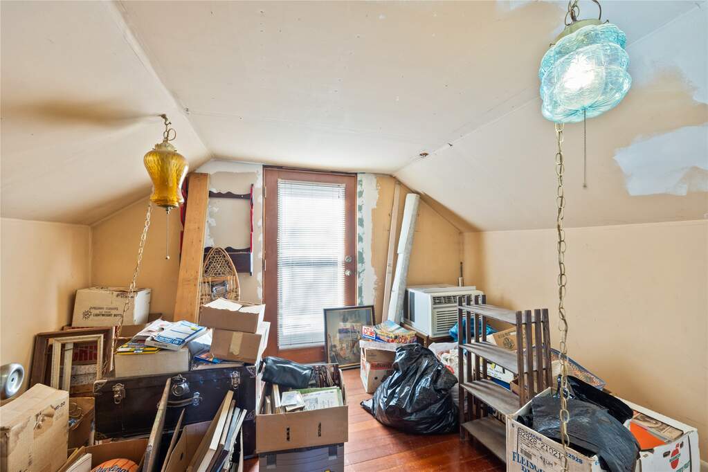 3 Bedroom Single Family Home/House's Image 14