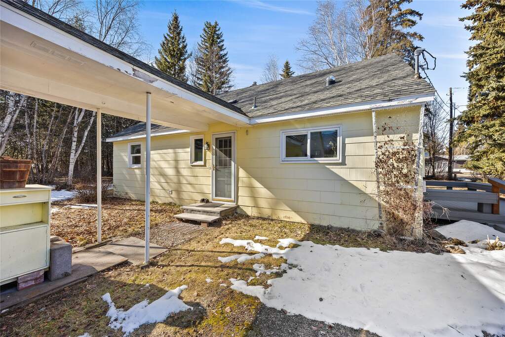 3 Bedroom Single Family Home/House's Image 17