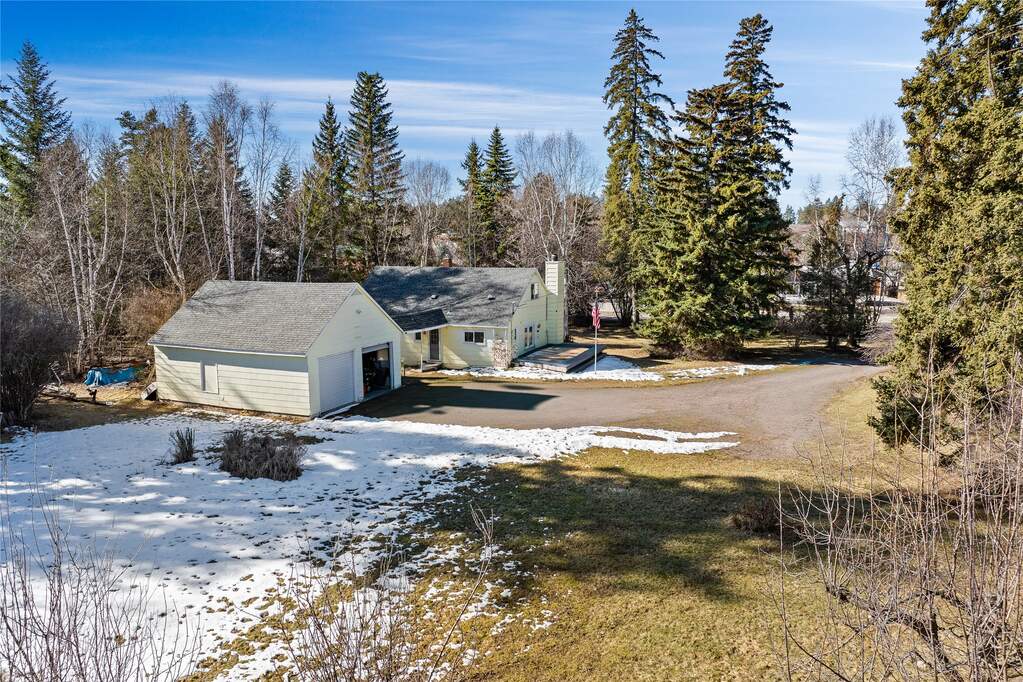 3 Bedroom Single Family Home/House's Image 27
