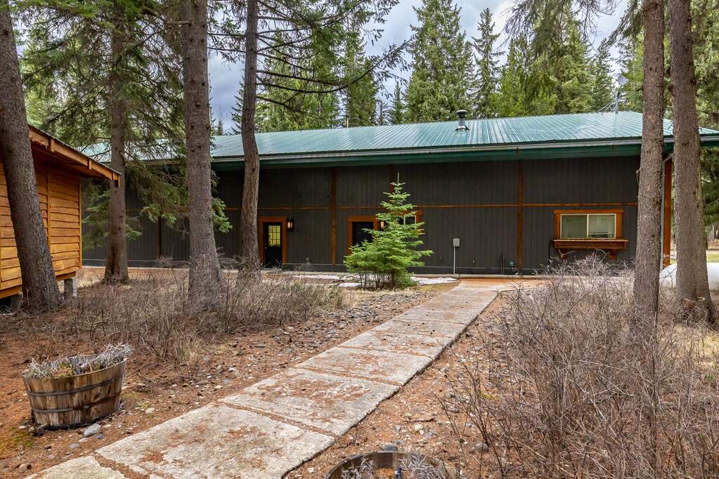 5 Bedroom Single Family Home/House's Image 103