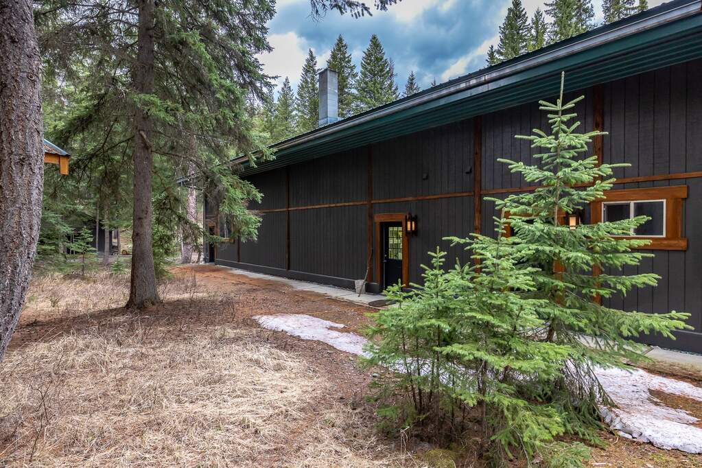 5 Bedroom Single Family Home/House's Image 104
