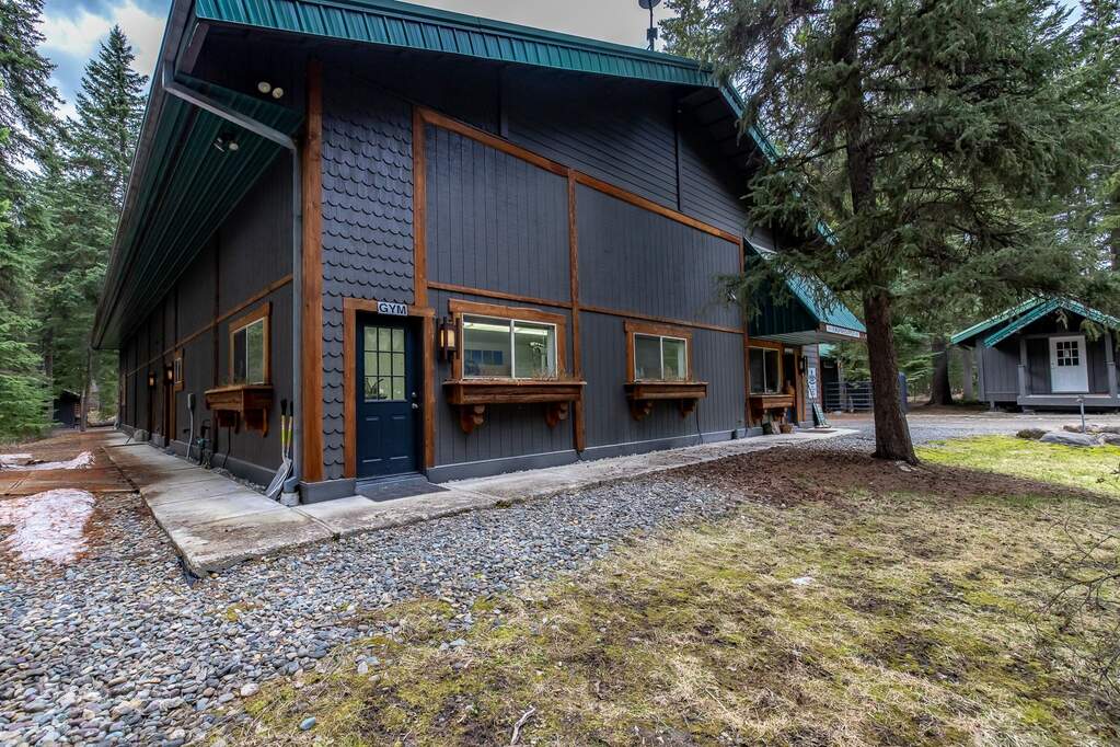 5 Bedroom Single Family Home/House's Image 105
