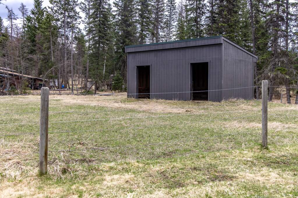 5 Bedroom Single Family Home/House's Image 116