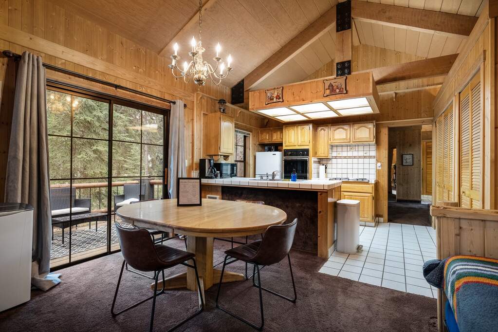 5 Bedroom Single Family Home/House's Image 128