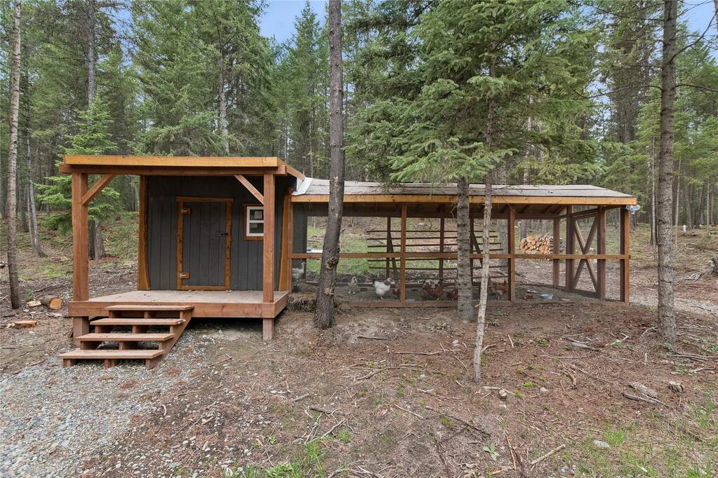 5 Bedroom Single Family Home/House's Image 30