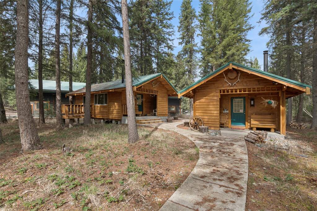 5 Bedroom Single Family Home/House's Image 33