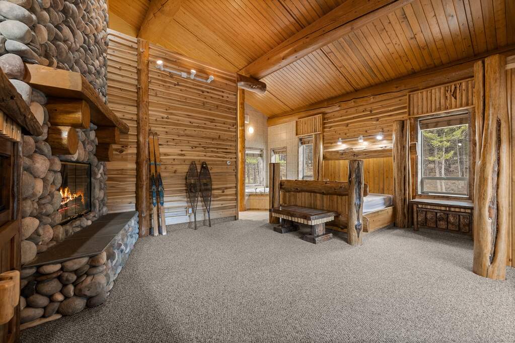 5 Bedroom Single Family Home/House's Image 70