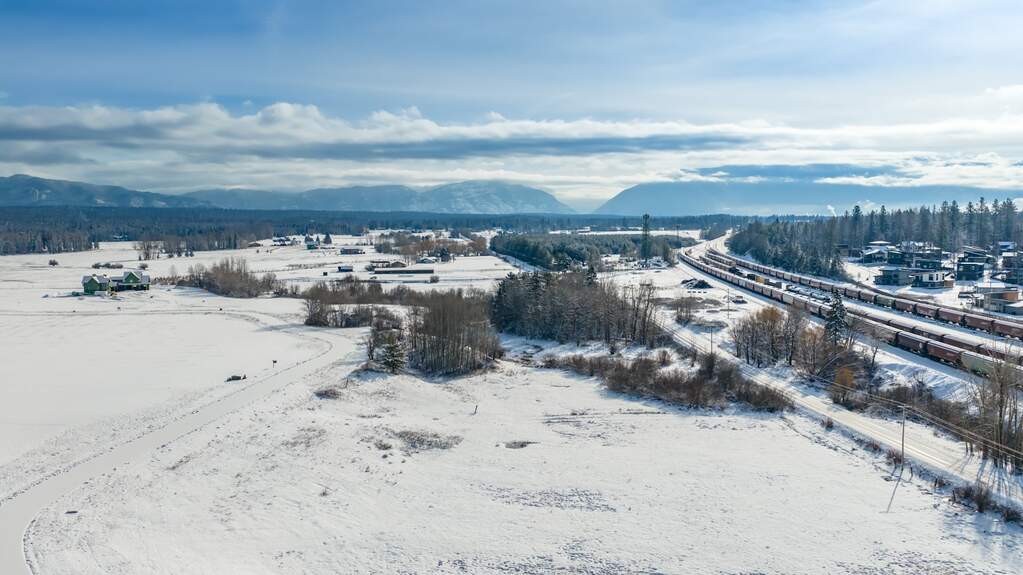 Land/Vacant Land's Image 16
