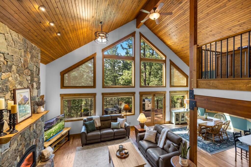 5 Bedroom Single Family Home/House's Image 21