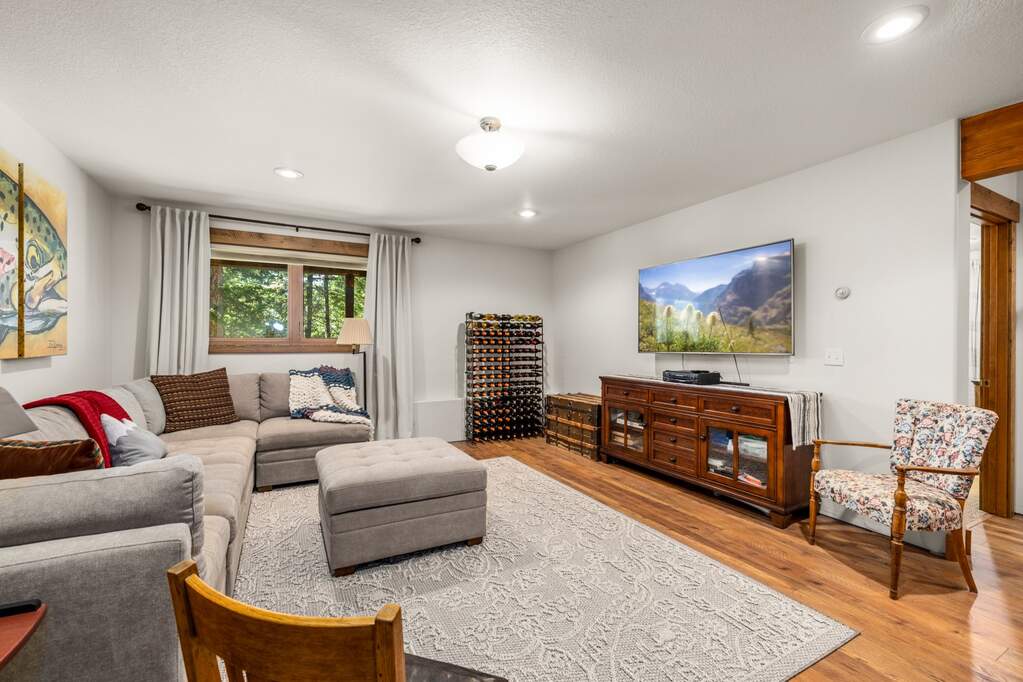 5 Bedroom Single Family Home/House's Image 30