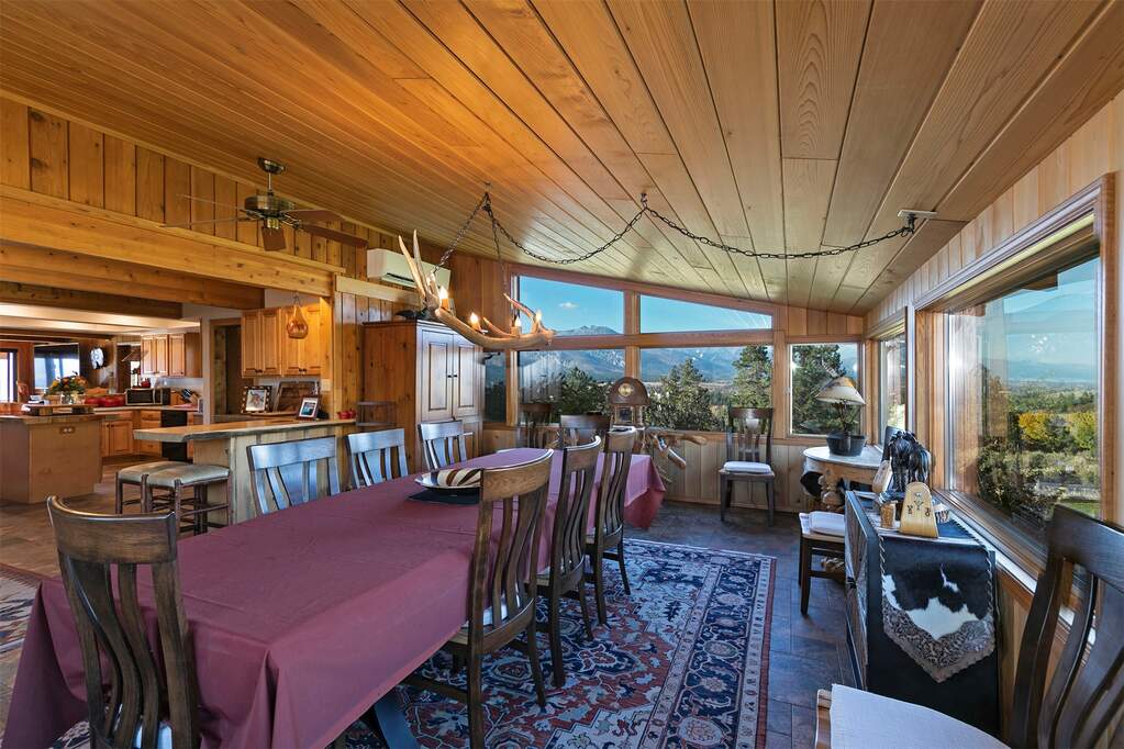 4 Bedroom Single Family Home/House's Image 11